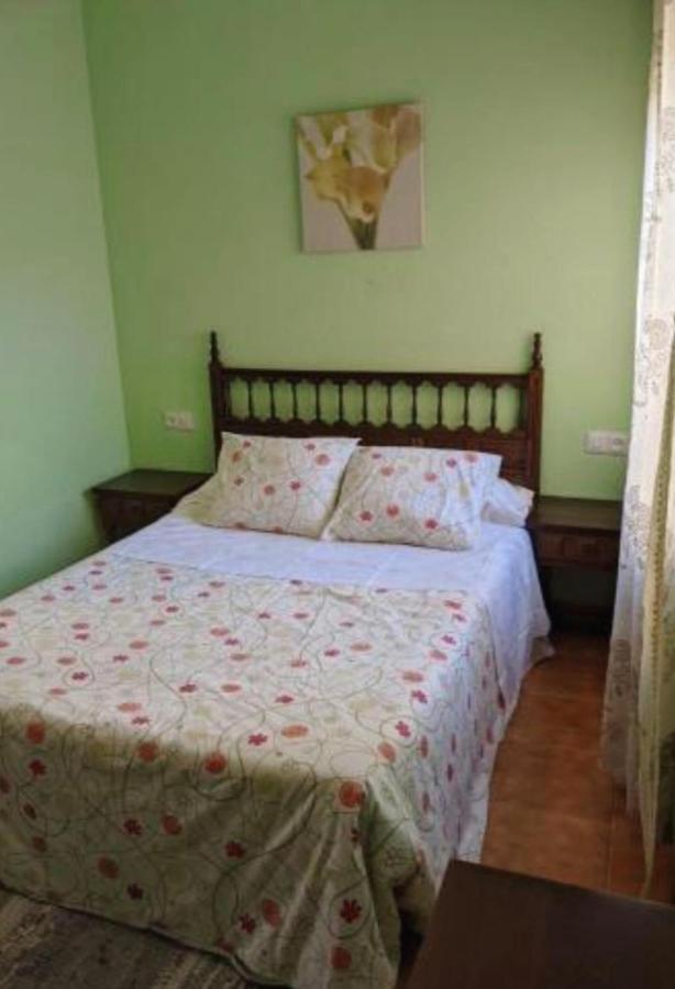 Hostal Casa Chore Hinojosa de Duero Bagian luar foto