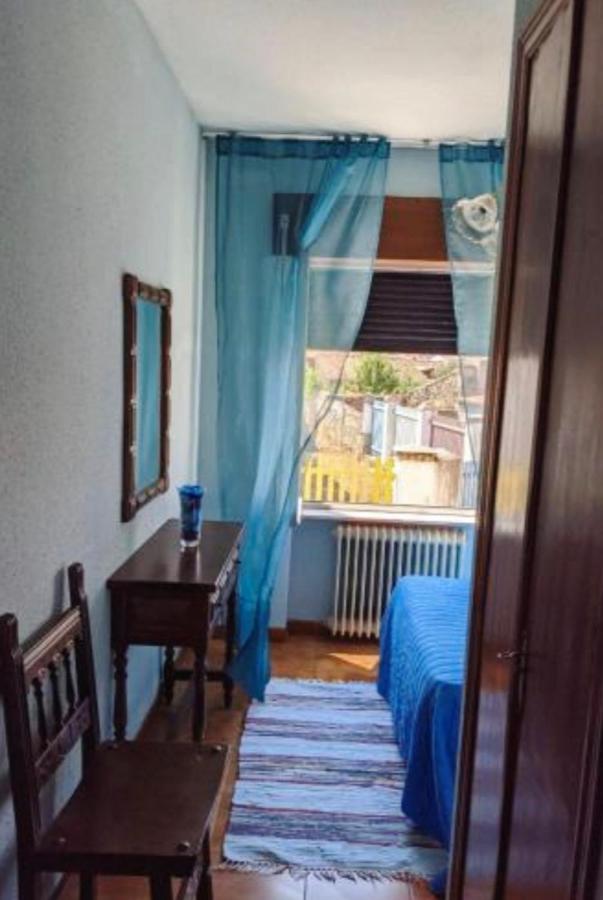 Hostal Casa Chore Hinojosa de Duero Bagian luar foto